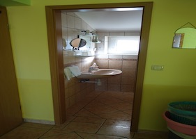 App 4
